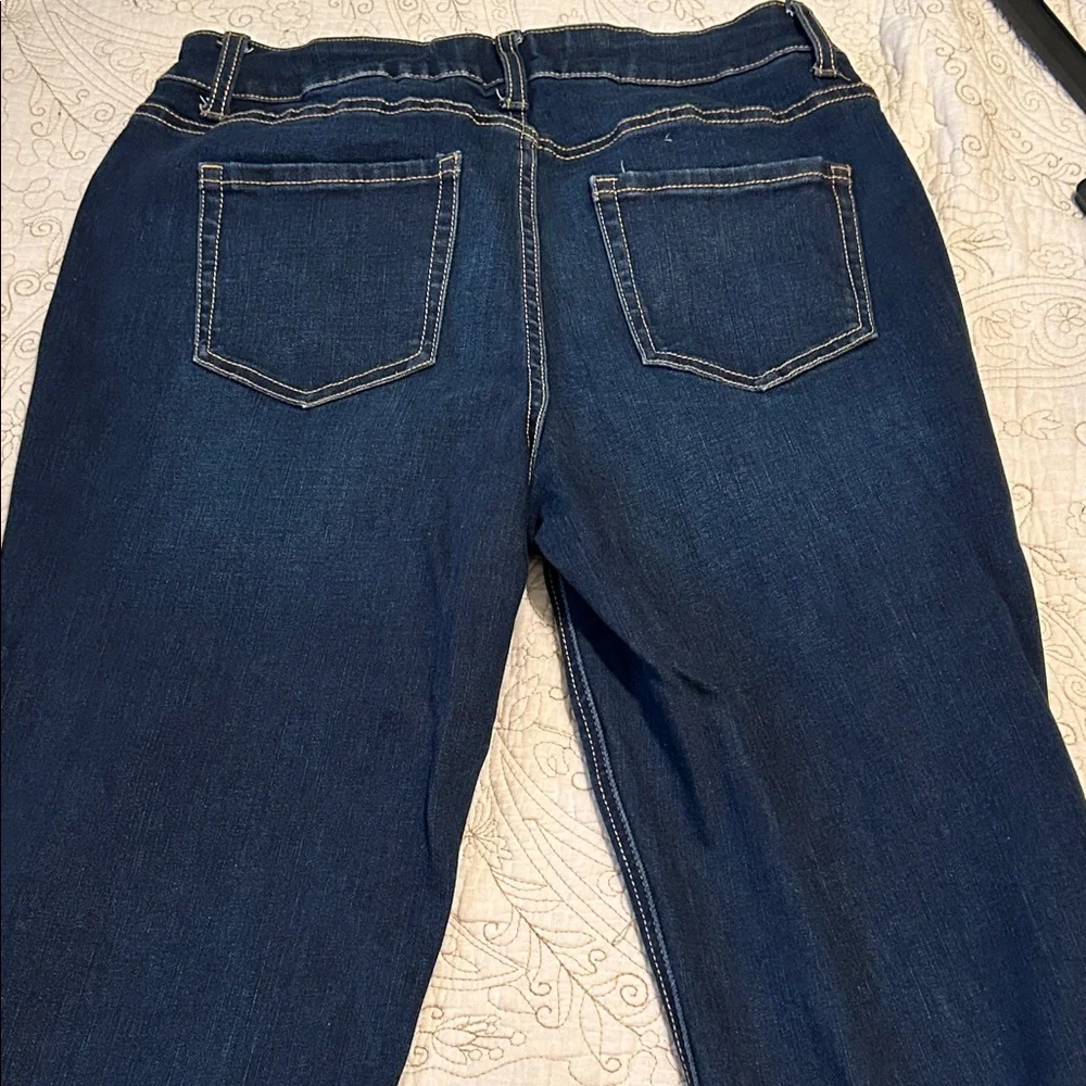 Time and Tru Indigo Denim Jeans - Picture 3 of 6